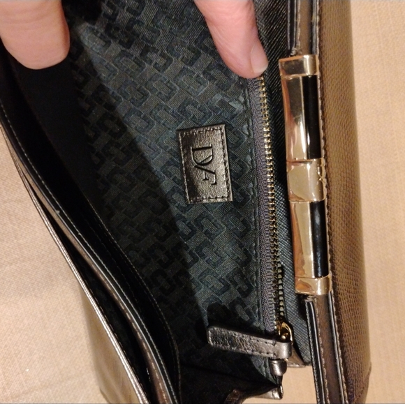 Diane Von Furstenberg & Coach Wallets. - Picture 6 of 12